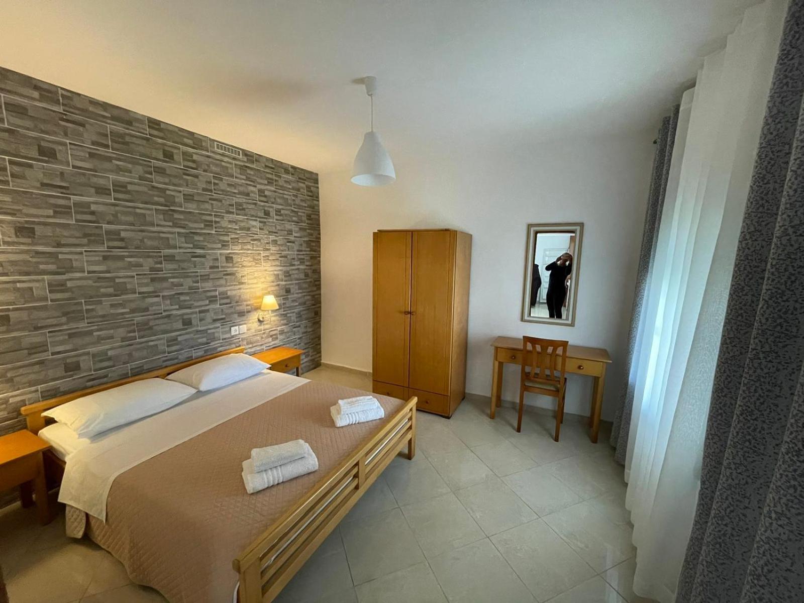 Claudia Villa 2 Agia Marina  Bagian luar foto
